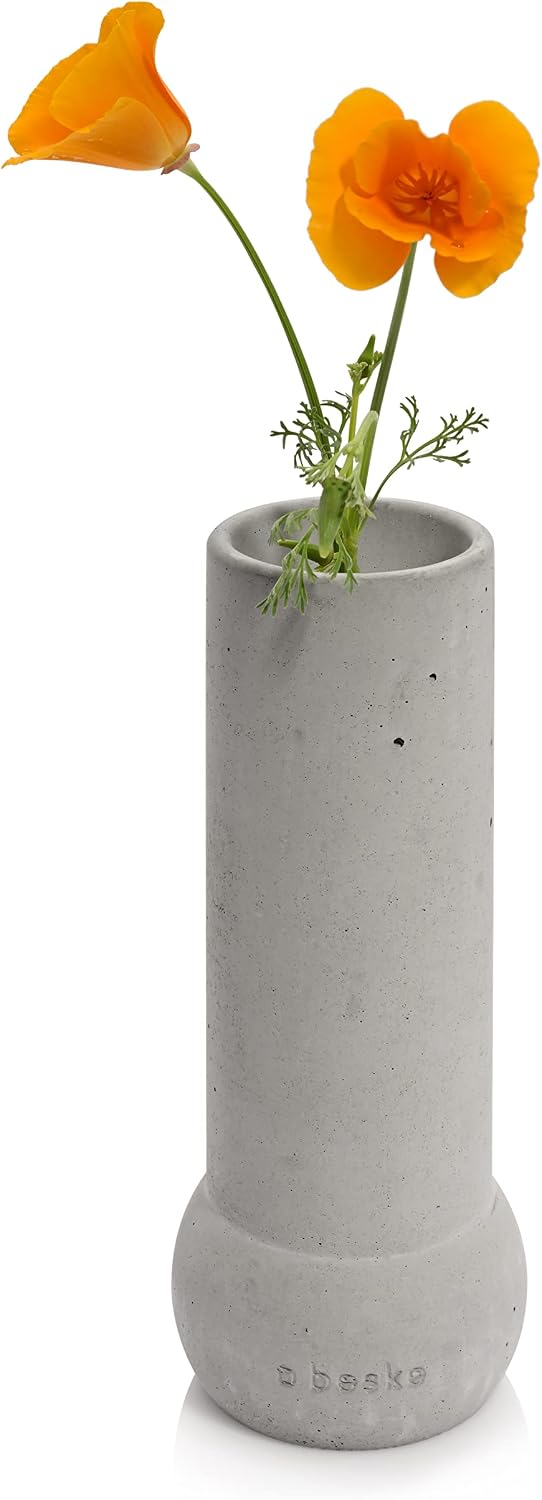 Beske-Manufaktur Vase 'Maar', handgefertigte Vase aus Beton, Ø8cm Höhe 20cm