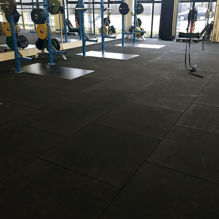 Vivol Fitness Bodenschutzmatte 100x100 cm Schwarz - 15mm Dicke - Feinkörnig - 3 verschiedene Dicken