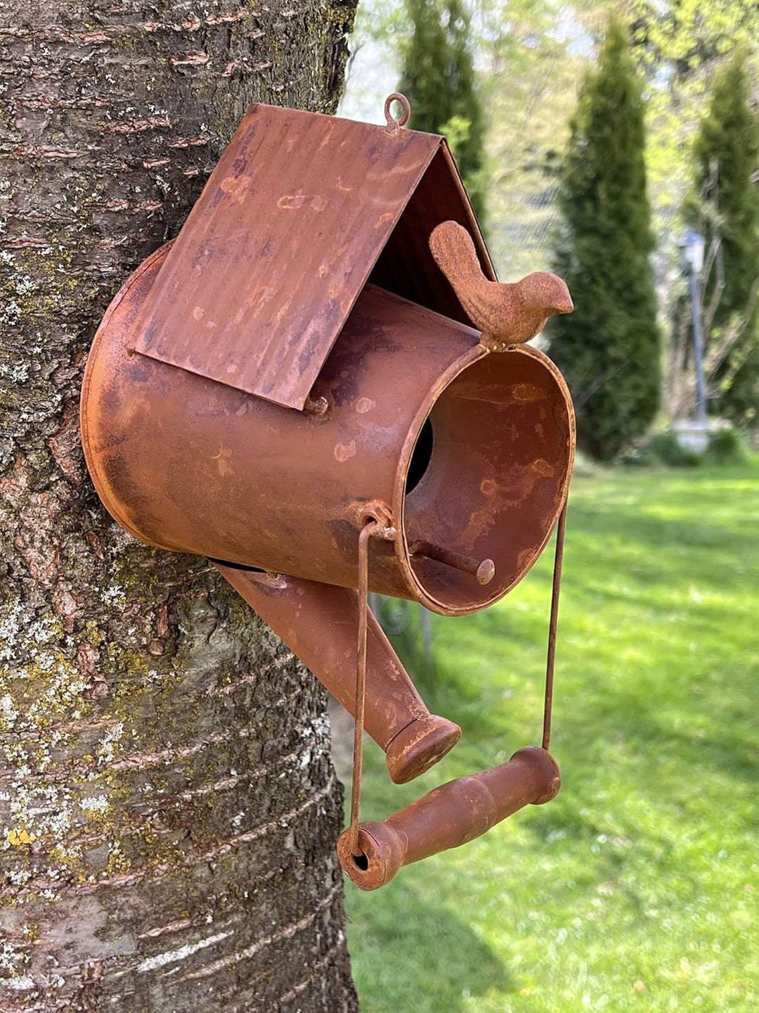 DanDiBo Vogelhaus zum Aufhängen Edelrost Deko Rost Giesskanne Wetterfest 96424 Nistkasten Futterstat