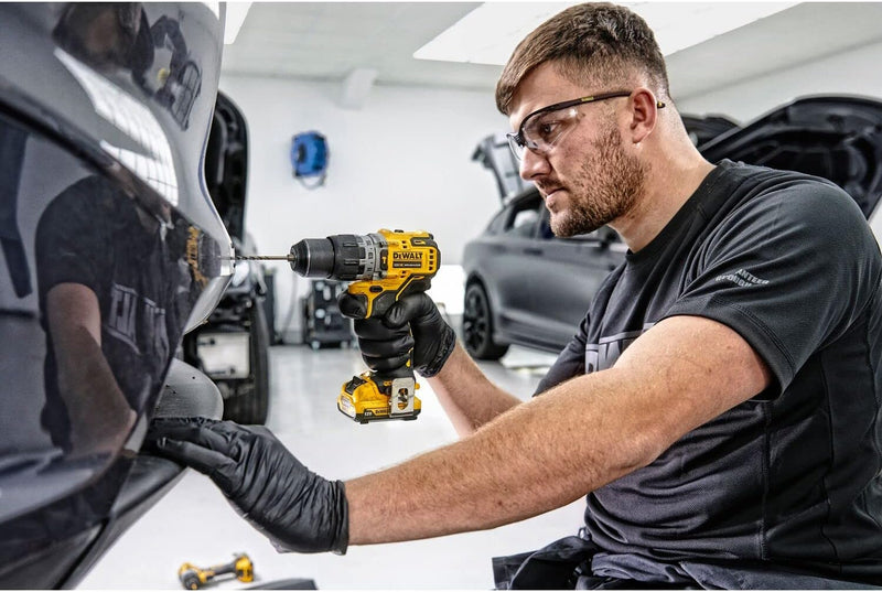 DEWALT 12V 2-Gang Akku-Schlagbohrschrauber DCD706D2 (2.0Ah, bürstenlos, mit Vollmetallgetriebe & 15-