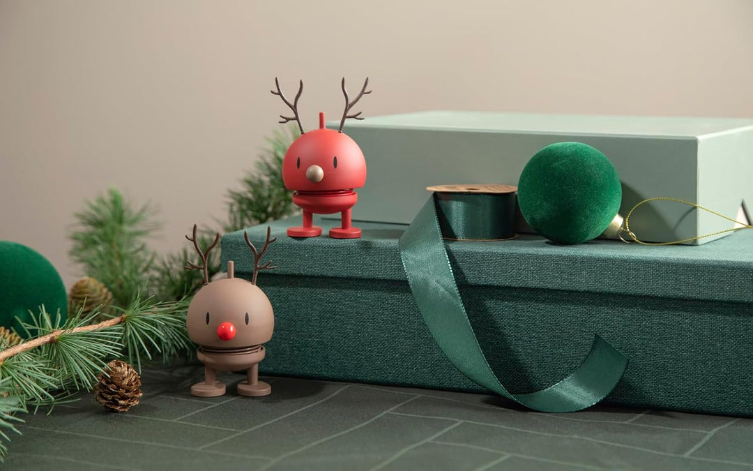 Hoptimist - Skandinavisches Design - Weihnachtsfigur - Small Reindeer Bumble - Berry - Höhe: 9 cm -