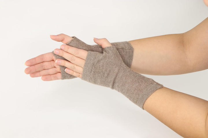 Prettystern Kaschmir-Wolle Damen Pulswärmer fingerlose Handschuhe Hand-Stulpen 19 cm X 10 cm Braun,