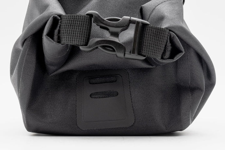 Chirp H2O Satteltasche Fahrradtasche 100% Wasserdicht 2,5 Liter Volumen Rollverschluss universelle K