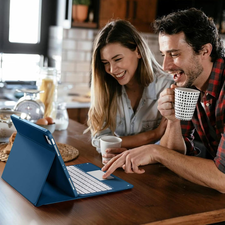 Vobafe Hülle mit Tastatur für iPad Air 13 Zoll 2025 M3/2024 M2, iPad Pro 12.9 (3. 4. 5. 6. Gen), QWE