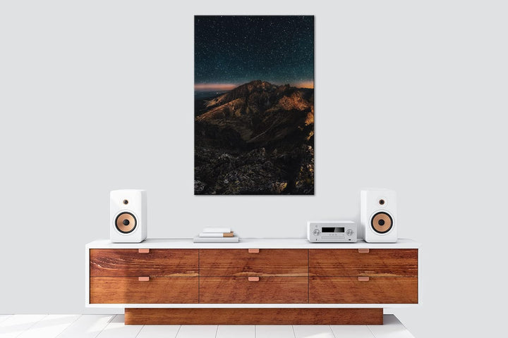 scheinende Nacht über den Bergen Format: 100x70 als Leinwandbild, Motiv fertig gerahmt auf Echtholzr