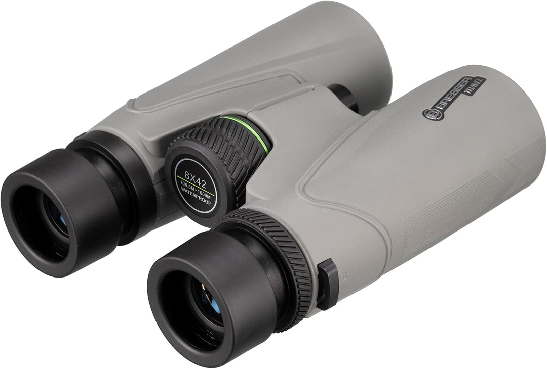 Bresser Fernglas Travel 8x42, 8X Vergrösserung, 42 mm Objektiv, BaK-4 Prismen, wasserdicht IPX7, Sti