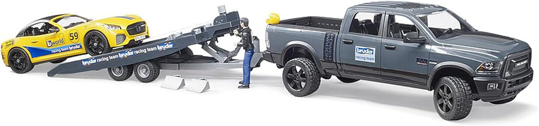 bruder 02504 - RAM 2500 Power Wagon & Roadster Racing Team - 1:16 Pick-up Geländewagen Pritschenwage
