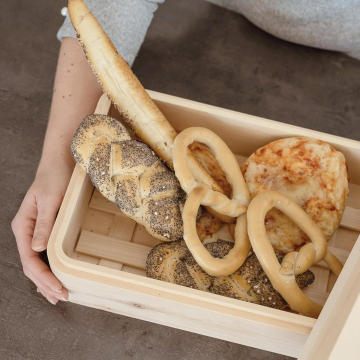 JOWE Zirbenbrotdose | Brotbehälter aus Zirbe | Brotaufbewahrungsbox aus Holz | Brotkasten aus Zirben