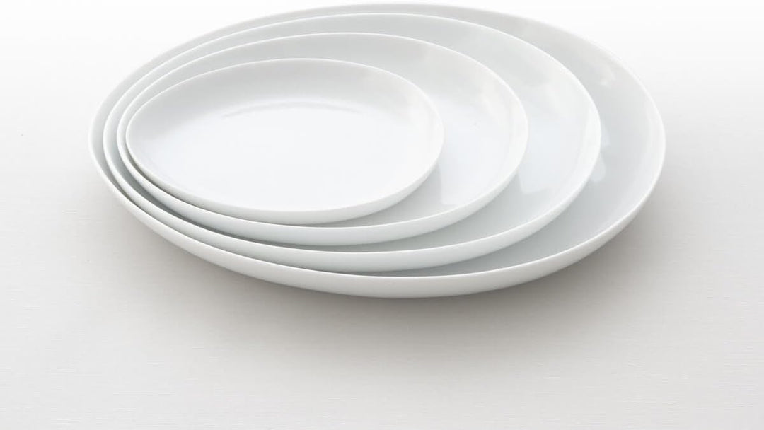 Japanischer Teller Serie Yuuki 26 cm feinstes weisses Porzellan edle Transparenz 26,5 x 22 x 2,8 cm,