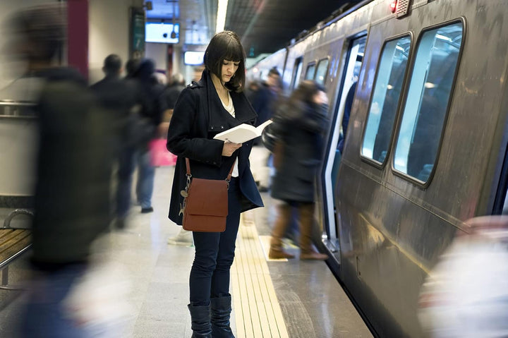 Catwalk Collection Handbags - Damen Leder Umhängetasche - Crossbody Bag/Handtasche Mittelgross - Ver