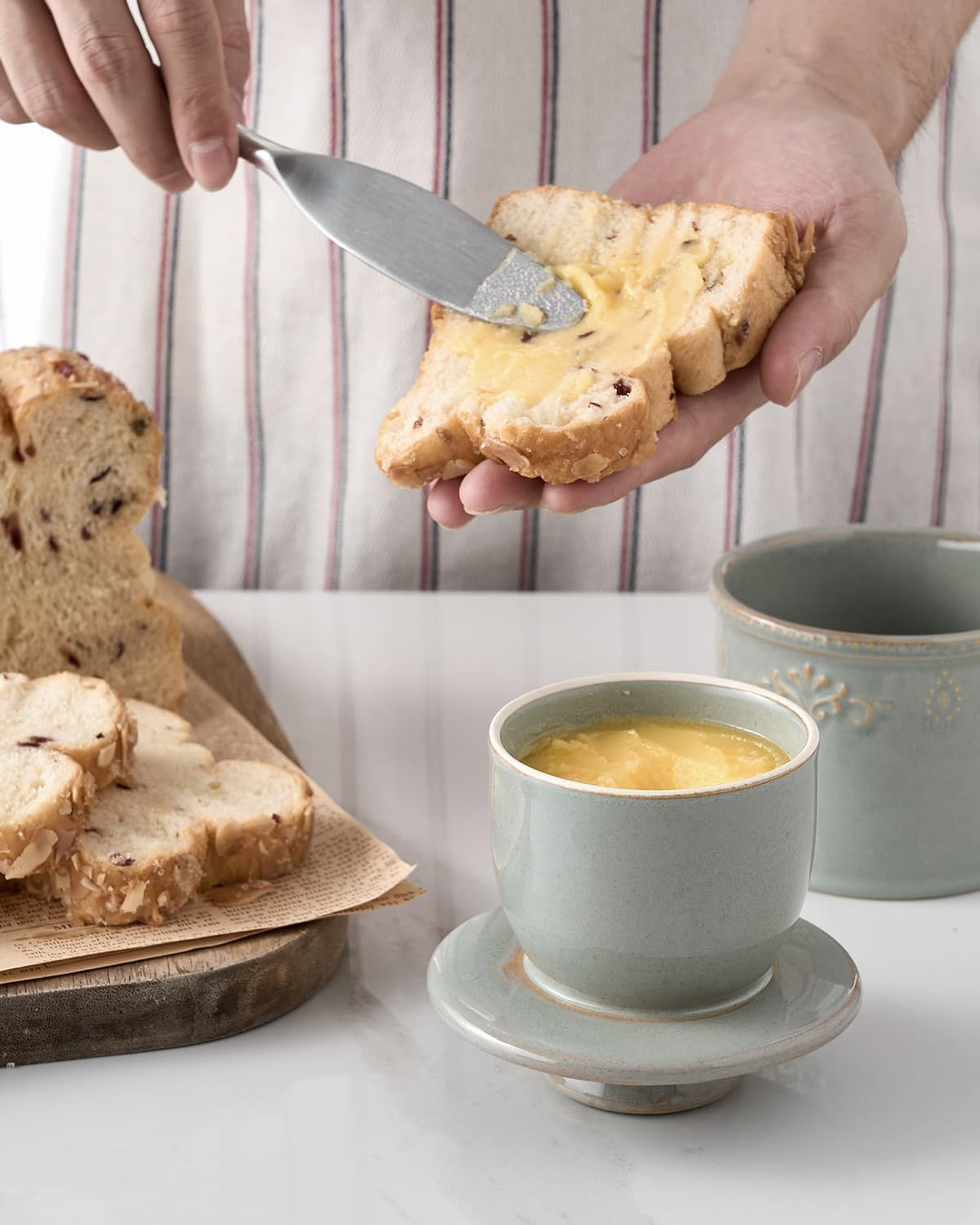 HOME DECOR Butterdose Keramik, Butterglocke mit Deckel, Französische Butterdose für Frische und Stre