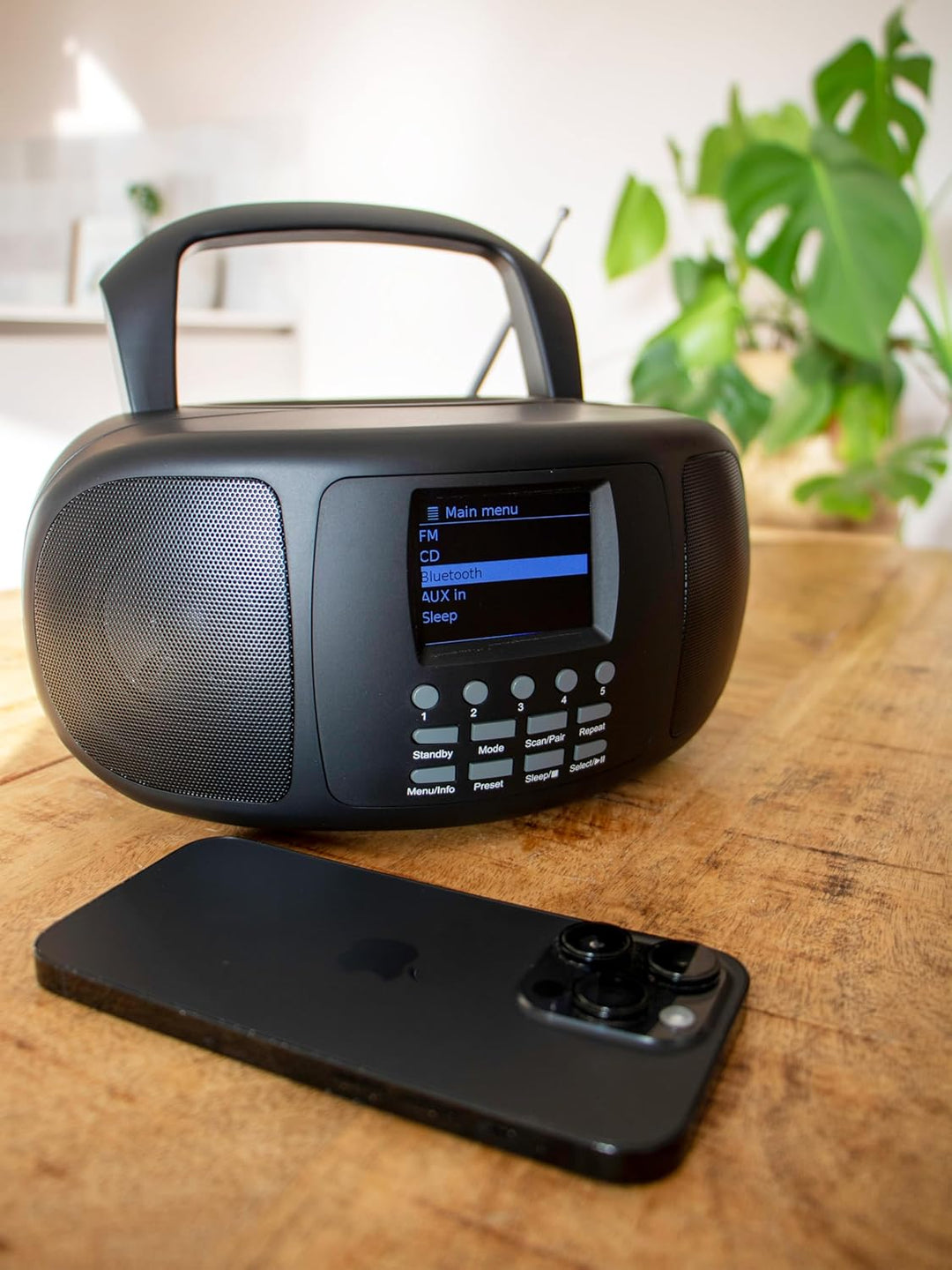 Lenco SCD-6000BK Tragbares Internetradio mit DAB+/FM, Bluetooth, CD-Player und 2,4-Zoll TFT-LCD-Farb