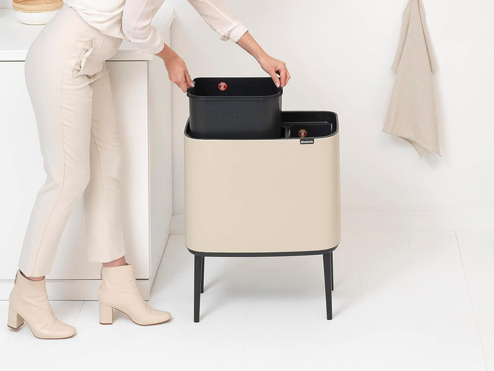 Brabantia - Bo Touch Bin 23+11L - Grosser Mülleimer für die Küche - Soft-Touch-Öffnung - Doppelter M