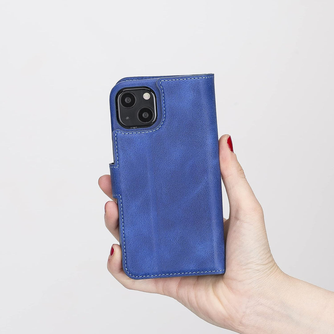 Solo Pelle Lederhülle kompatibel für iPhone 13 in 6.1 Zoll abnehmbare Hülle (2in1) inkl. Kartenfäche