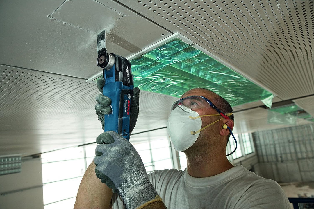 Bosch Professional Akku Multi Cutter GOP 30-28, 300-Watt-Motor, Starlock-Werkzeugaufnahme, Werkzeugw