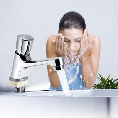 Waschbecken Wasserhahn, selbstschliessender Wasserhahn verchromt Einhand Kaltwasserhahn Bad Waschbec