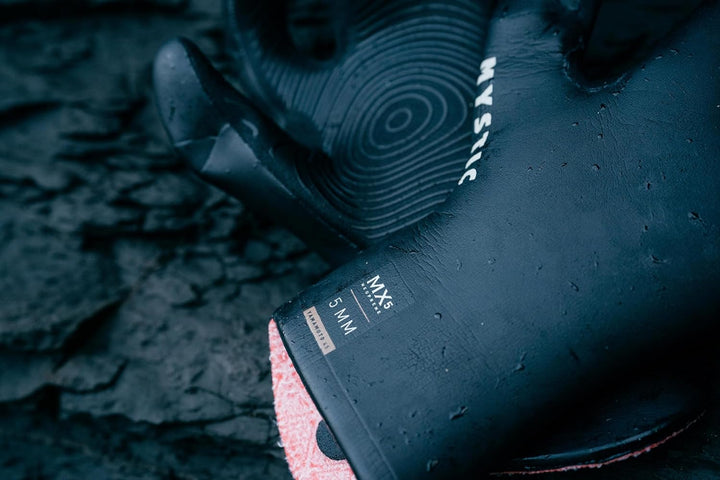 Mystic Supreme 5mm Lobster Wetsuit Gloves 2023 - Black, L