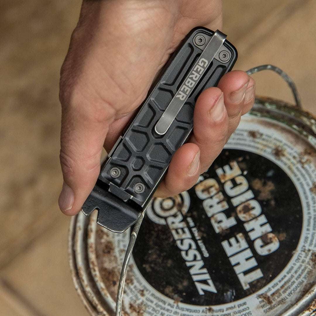 Gerber Multi-Tool mit 7 Funktionen, Messer mit glatter Klinge und Gürtelclip, Lockdown Slim Pry, Gus