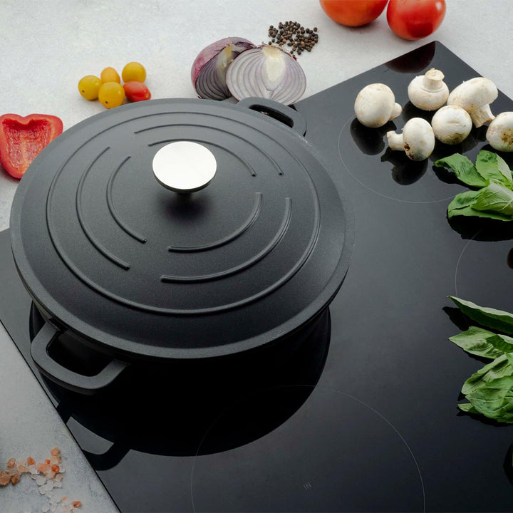 Commichef Flache Kasserolle, Auflaufform, Schwarz, Aluminiumguss, Mit Deckel, 32cm Durchmesser, 6 Li