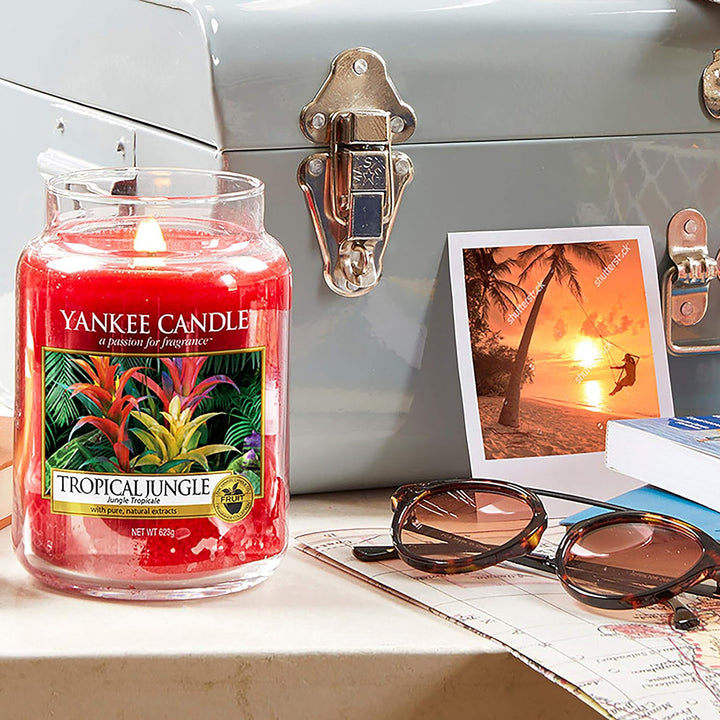 Yankee Candle Duftkerze im Glas (gross) | Tropical Jungle | Brenndauer bis zu 150 Stunden