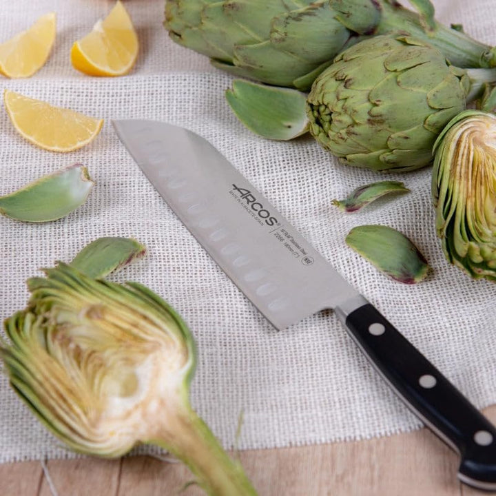 Arcos Opera - Santoku Messer - NITRUM geschmiedetem Edelstahl 180 mm - HandGriff POM Farbe Schwarz