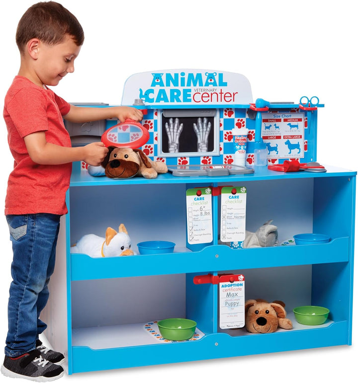 Melissa & Doug | Animal Care Activity Centre | Pretend Play | Large Playset | 3+ | Gift for Boy or G