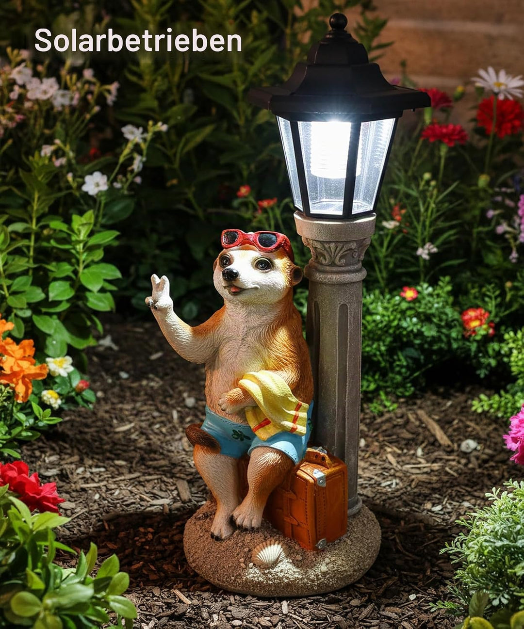 Kremers Schatzkiste Erdmännchen Urlauber mit Solarlaterne Figur Gartenfigur 45 cm Garten
