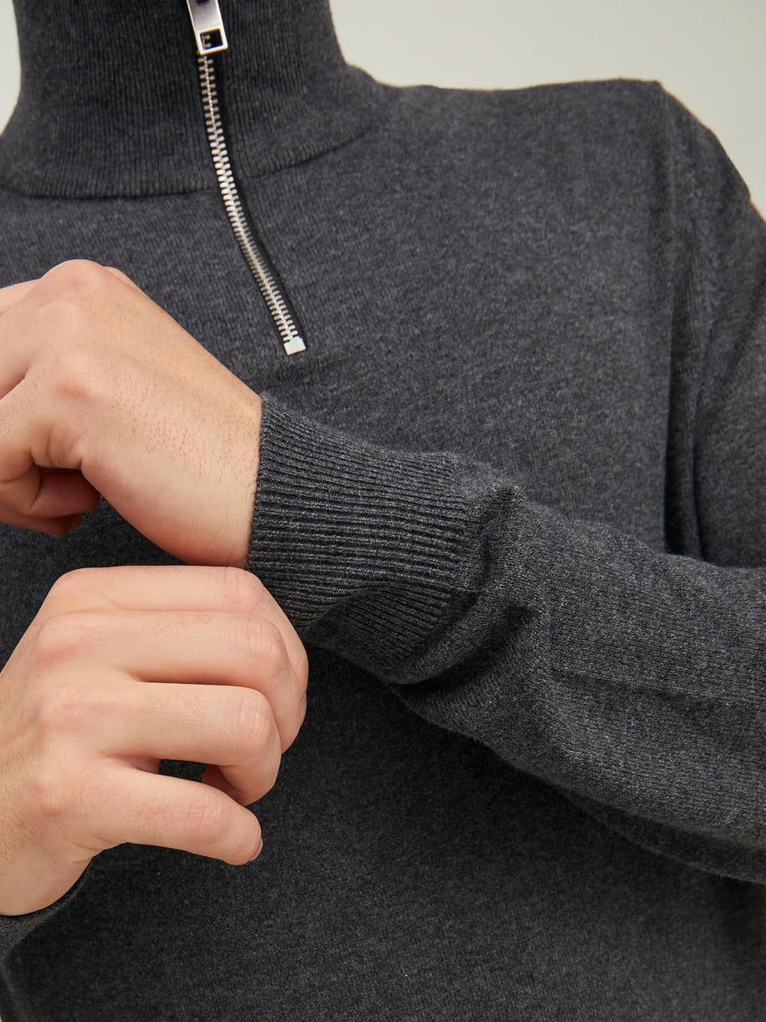 JACK & JONES Male Strickjacke mit Viertelreissverschluss Einfarbig Strickjacke mit Viertelreissversc