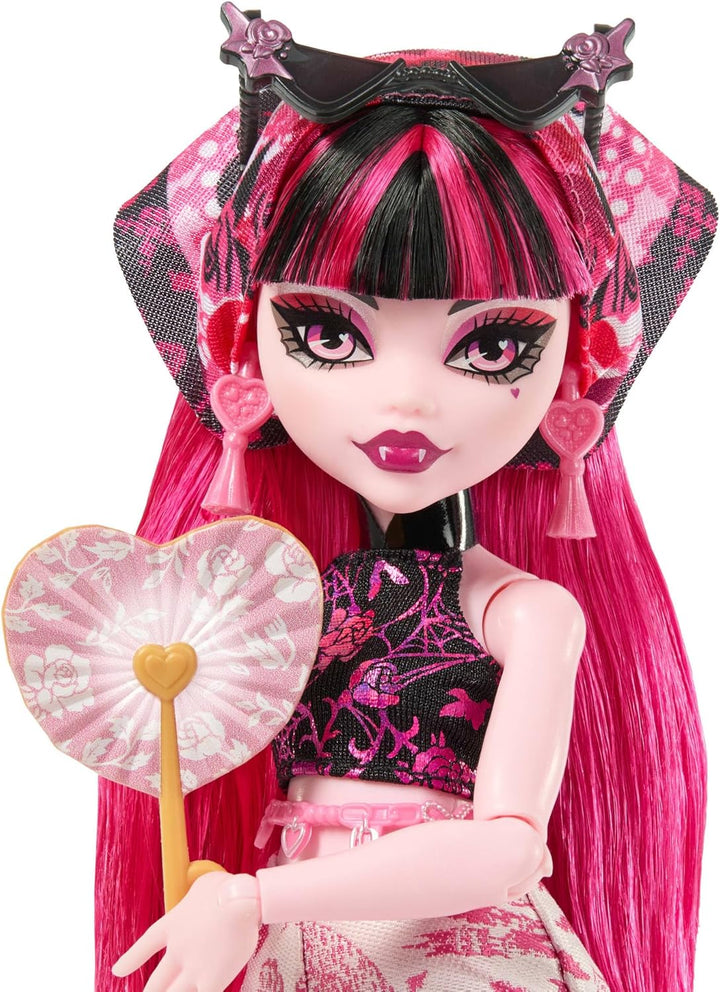 Monster High Skulltimate Secrets Draculaura-Puppe und Zubehörset, Destination: Gore-geous Oasis mit
