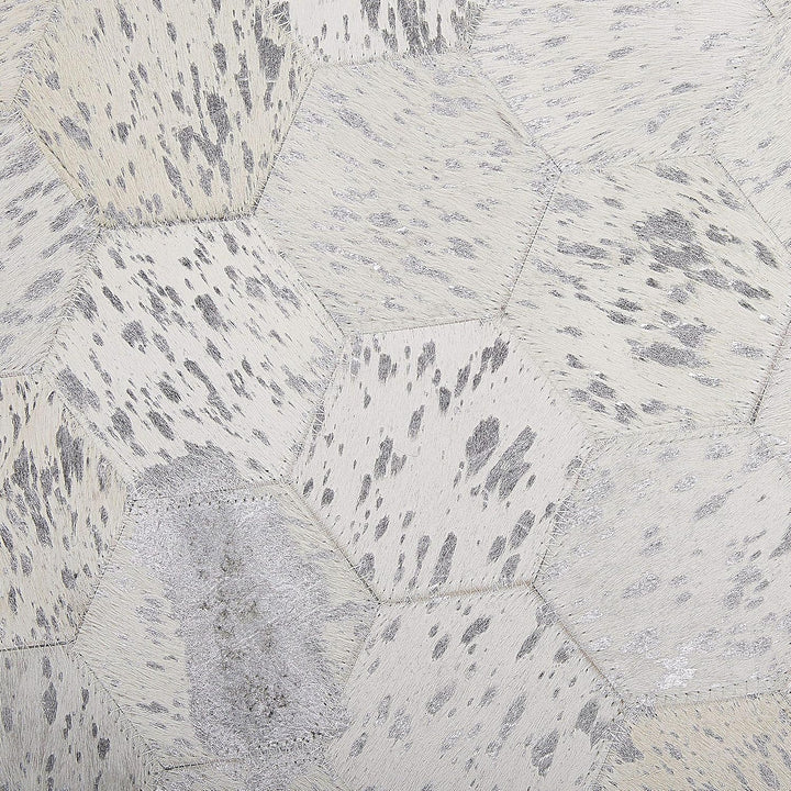 Designer Teppich aus Leder in Beige und Silber rund ⌀ 140 cm Bozkoy
