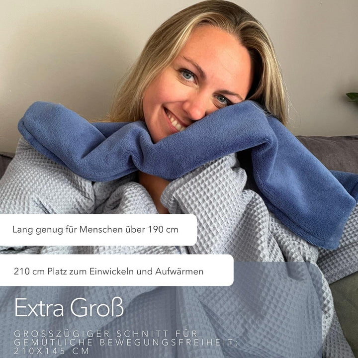 Kuscheldecke mit Ärmeln *Made IN Germany* - Extra kuschlig warme Ärmeldecke in XL Grösse -145 x 210