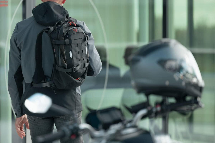PRO Cosmo Backpack 16l. Black/Anthracite.
