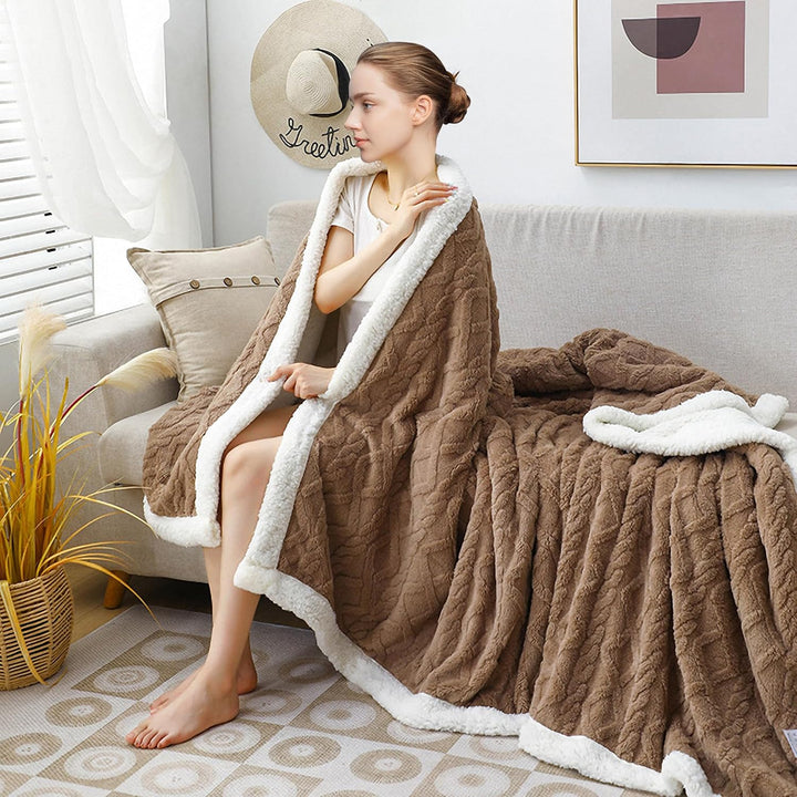 Kuscheldecke Flauschig 150x200, Braun Dicke Warme Sofadecke Wohndecke kuschelig für Herbst und Winte
