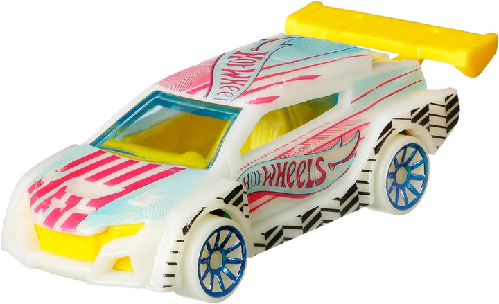 HOT WHEELS Monster Trucks - Multipack mit Leuchteffekt im Dunkeln, 10 Fahrzeuge im Massstab 1:64, 5
