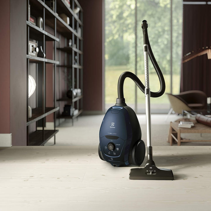 Electrolux PD82-4ST Staubsauger mit Beutel, max. Leistung 600 W, AeroPro Absaugsystem, 2 Bürsten, 3-