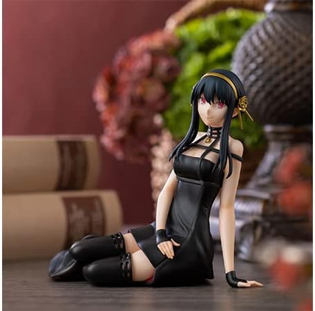 SEGA Spy x Family: Yor Forger PM Perching Figur