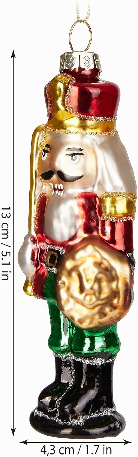 BRUBAKER Nussknacker Soldat Rot Grün Gold - Handbemalte Weihnachtskugel aus Glas - Mundgeblasener Ch