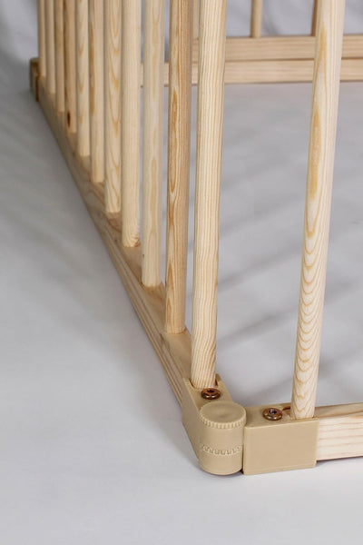 dibea Baby-Laufstall Holz-Laufgitter mit Tür 8 Elemente je 90 x 68, Baby-Laufstall, 90 x 68 cm (8 El
