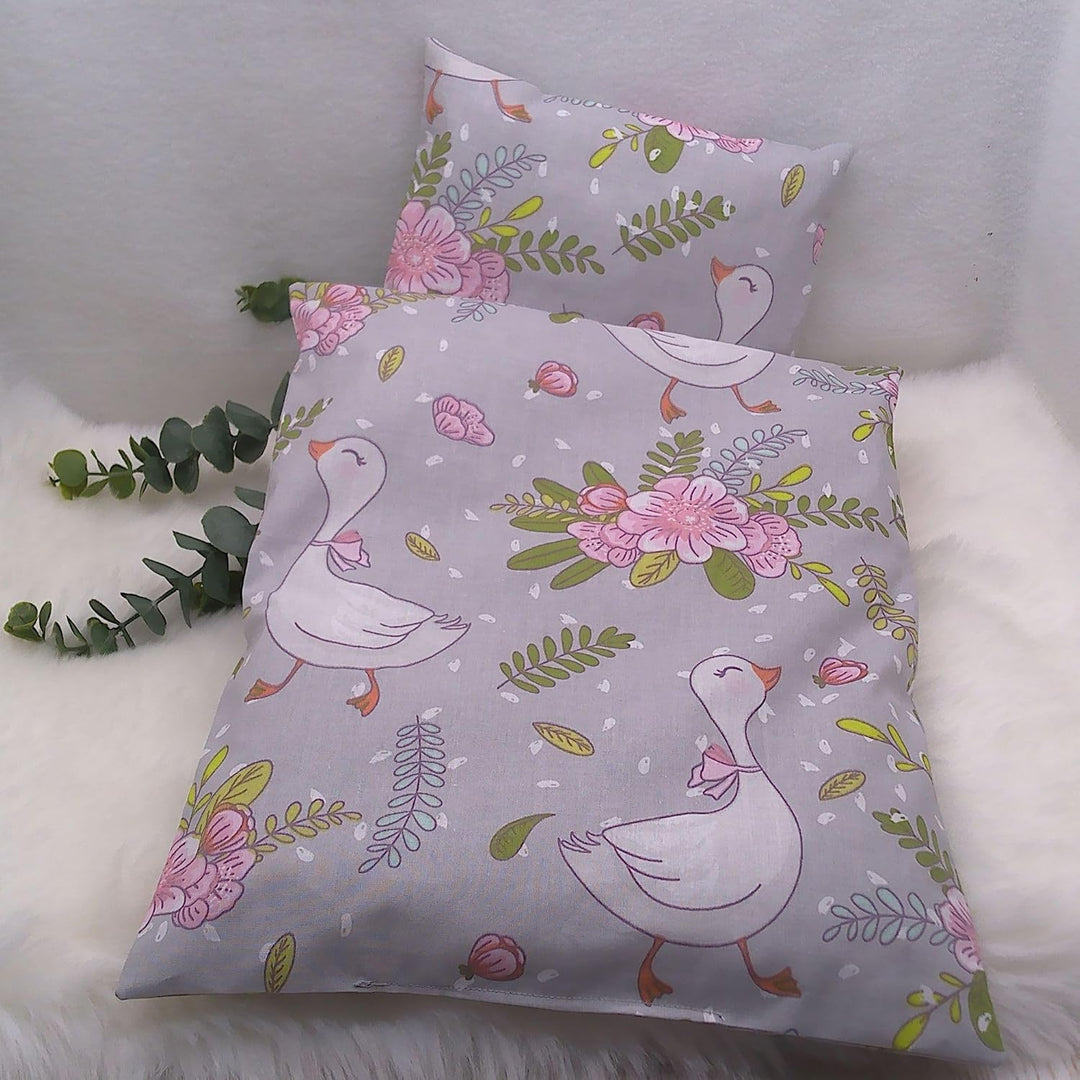 Puppenbettwäsche, Waldfreunde, Hase und Igel, Gänse und Blumen, waschbar Decke 41h x 33b, Kissen 18h
