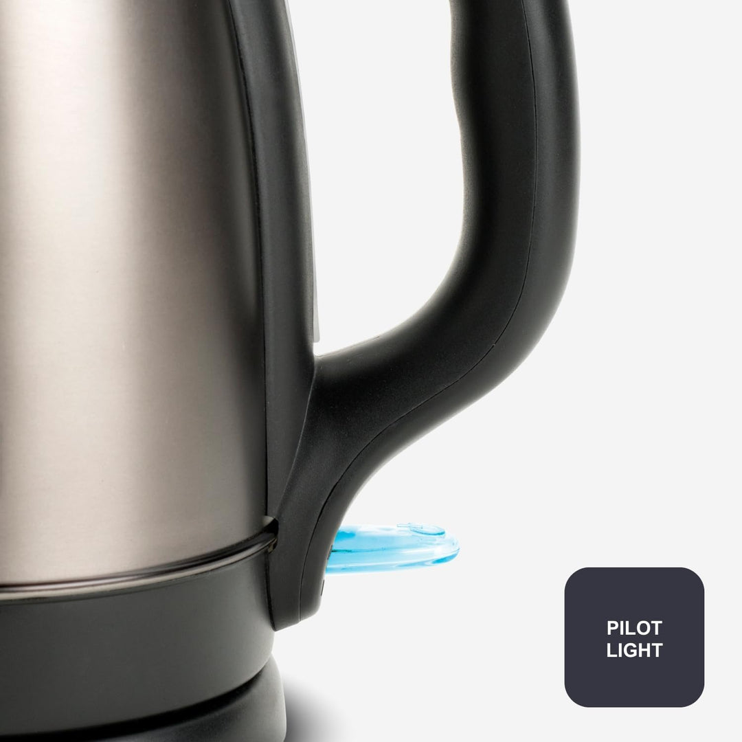 BLACK+DECKER Wasserkocher | BXKE2202E | 2200W | 1.2L | 360°C drehbare Basis | Geeignet für Linkshänd