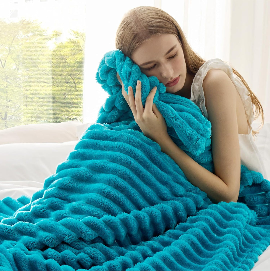 BEDSURE Kuscheldecke Flauschig Decke Fleecedecke – Weiche Warme Grobe Korddecke Gemütlicher Überwurf