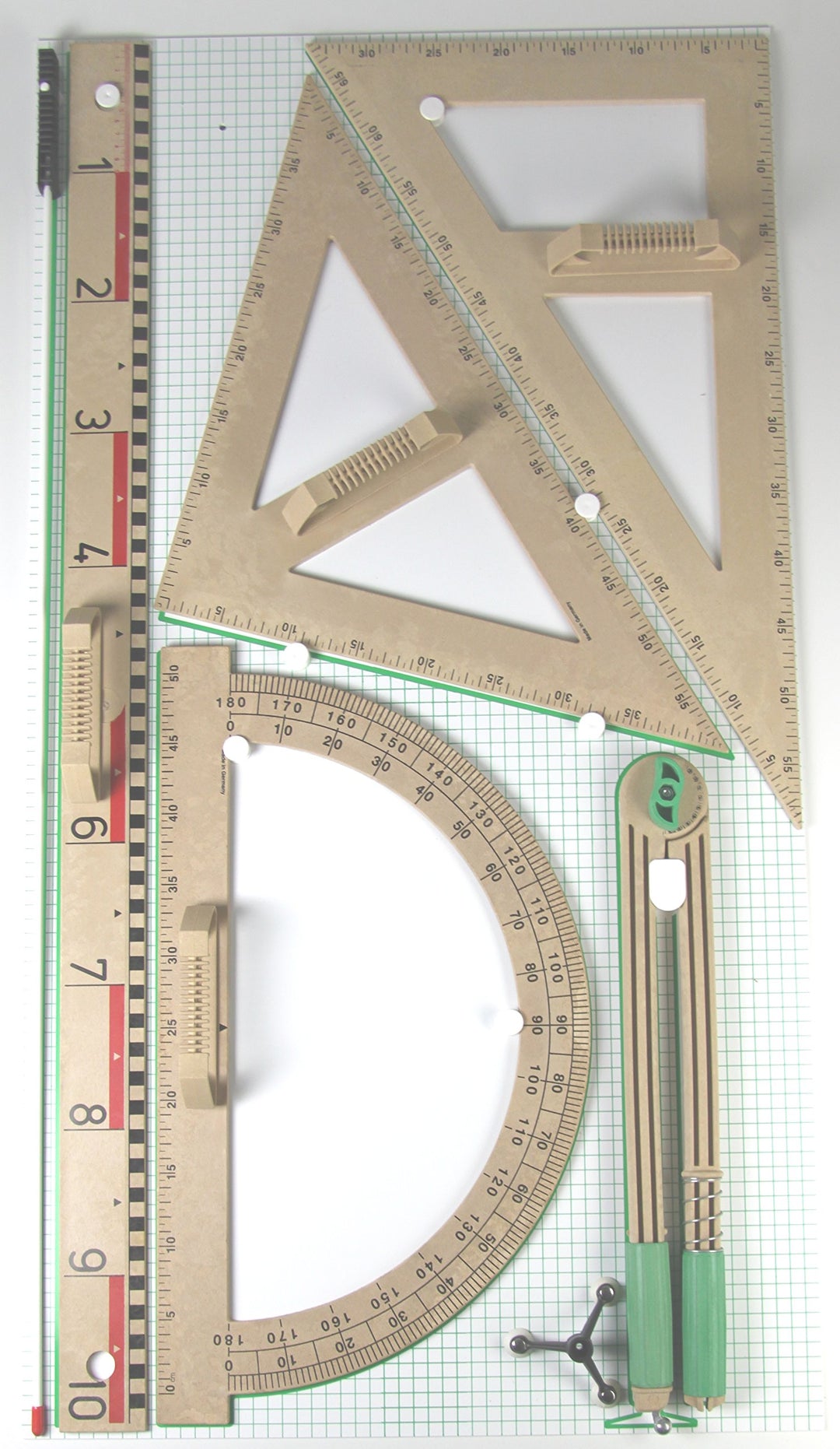 WISSNER aktiv lernen - Tafel Zeichengeräte Magnetischer Satz - RE-Wood