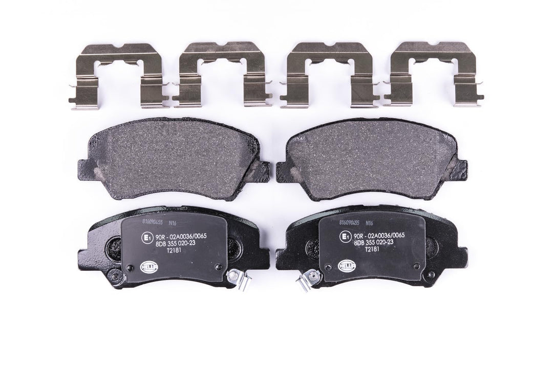 HELLA PAGID 8DB 355 020-231 Bremsbelagsatz - T2181 - Dicke/Stärke: 17.8mm - Bremssystem: Mando - mit