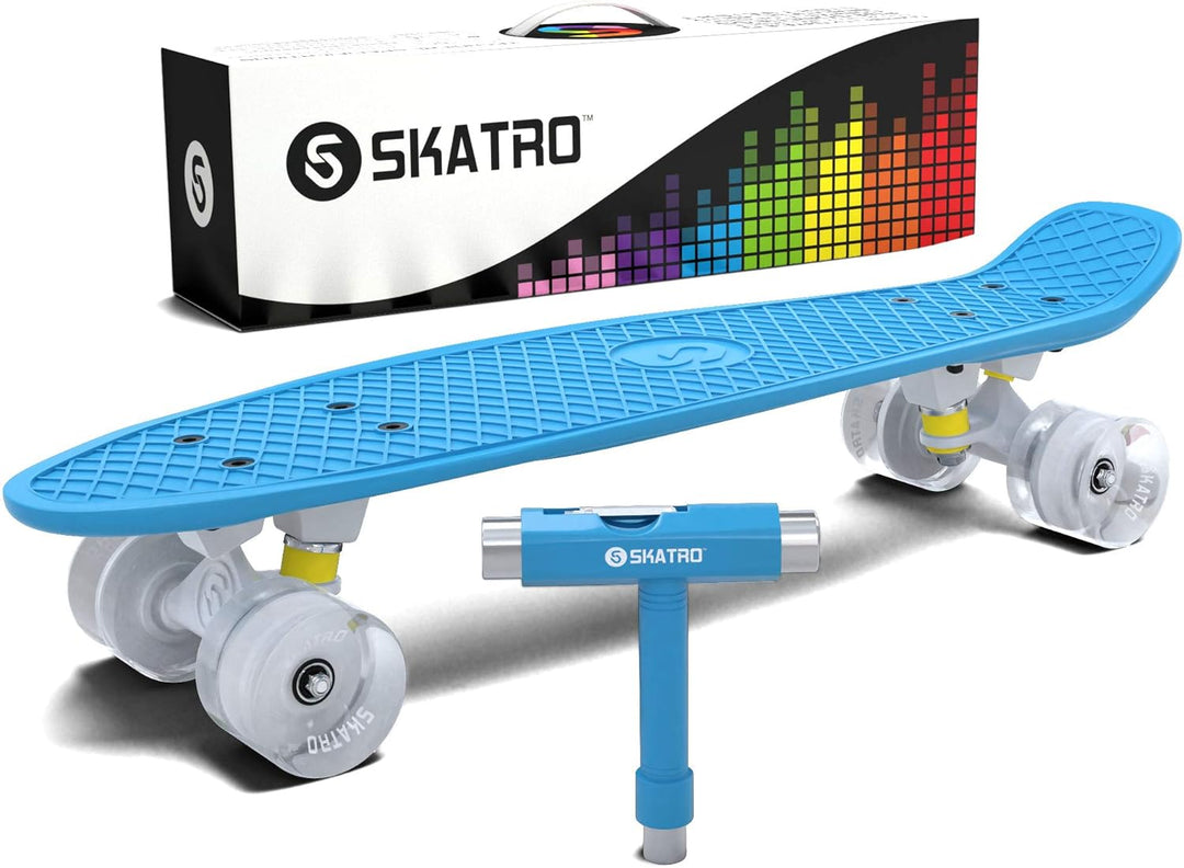 Skatro - Mini-Cruiser-Skateboard. 22 Zoll Kunststoff-Board im Retro-Stil, komplett mit Arctic Glacie