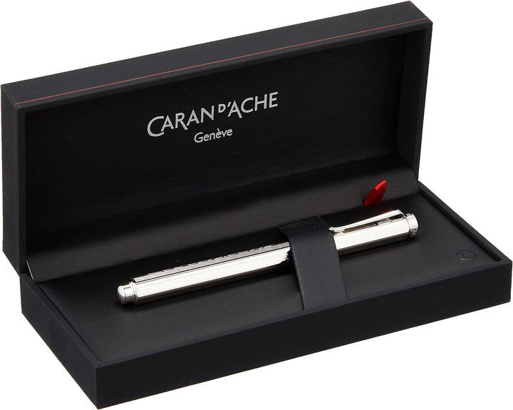 Caran d'Ache Füllhalter Ecridor Chevron, palladiert, Feder:fein (F), 1 Stück (1er Pack)