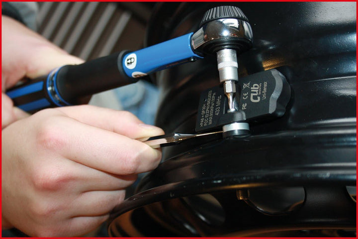 KS Tools 100.1180 RDKS / TPMS Werkzeug-Satz für Reifendruck-Kontrollsysteme, 13-tlg.