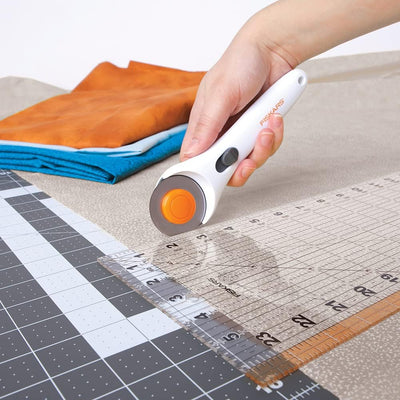 Fiskars A2 Schneidematte, 45 cm x 60 cm, Schnittfest, 1003895 A2: 45 x 60 cm Single, A2: 45 x 60 cm