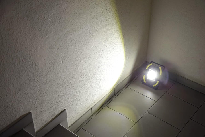 Kerbl 345608 Mobiler LED-Akkustrahler, WorkFire Pro 30W, 930 g