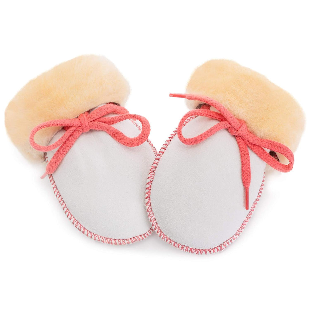 Niedliche Baby Lammfell-Fäustlinge von CHRIST - Unisex (für Jungen, Mädchen, Kleinkind, Kinder bis 1