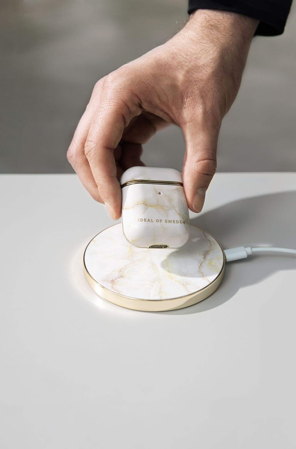 IDEAL OF SWEDEN Airpod Hülle, schützende kabellose Ohrhörer Schutzhülle für AirPods, Kratzfeste und